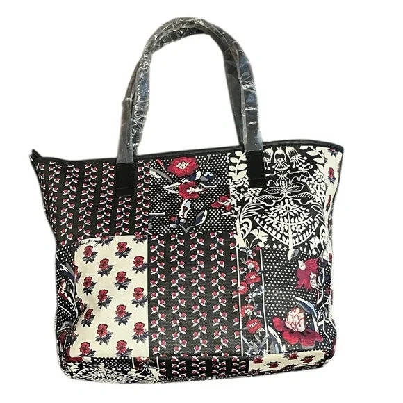 Vera Bradley Small Everyday Tote in Perennials Patchwork. Brand New with Tags - Picture 3 of 10